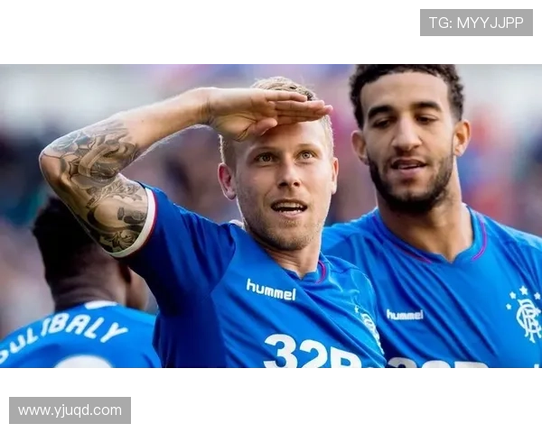 弗拉卡斯尼尔双响扳平狮吼流浪者